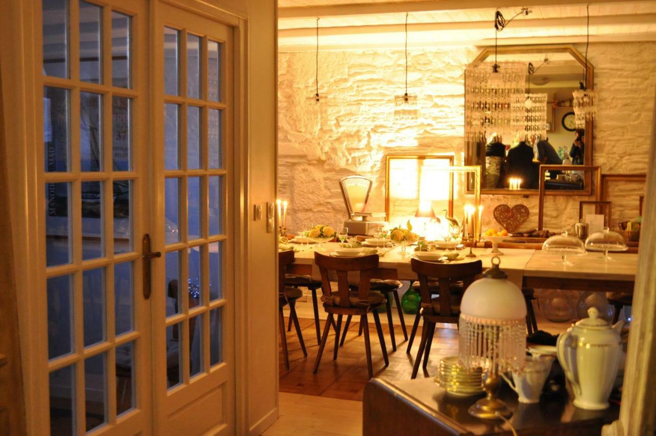 Les Chambres Du Mad Henvic Ngoại thất bức ảnh
